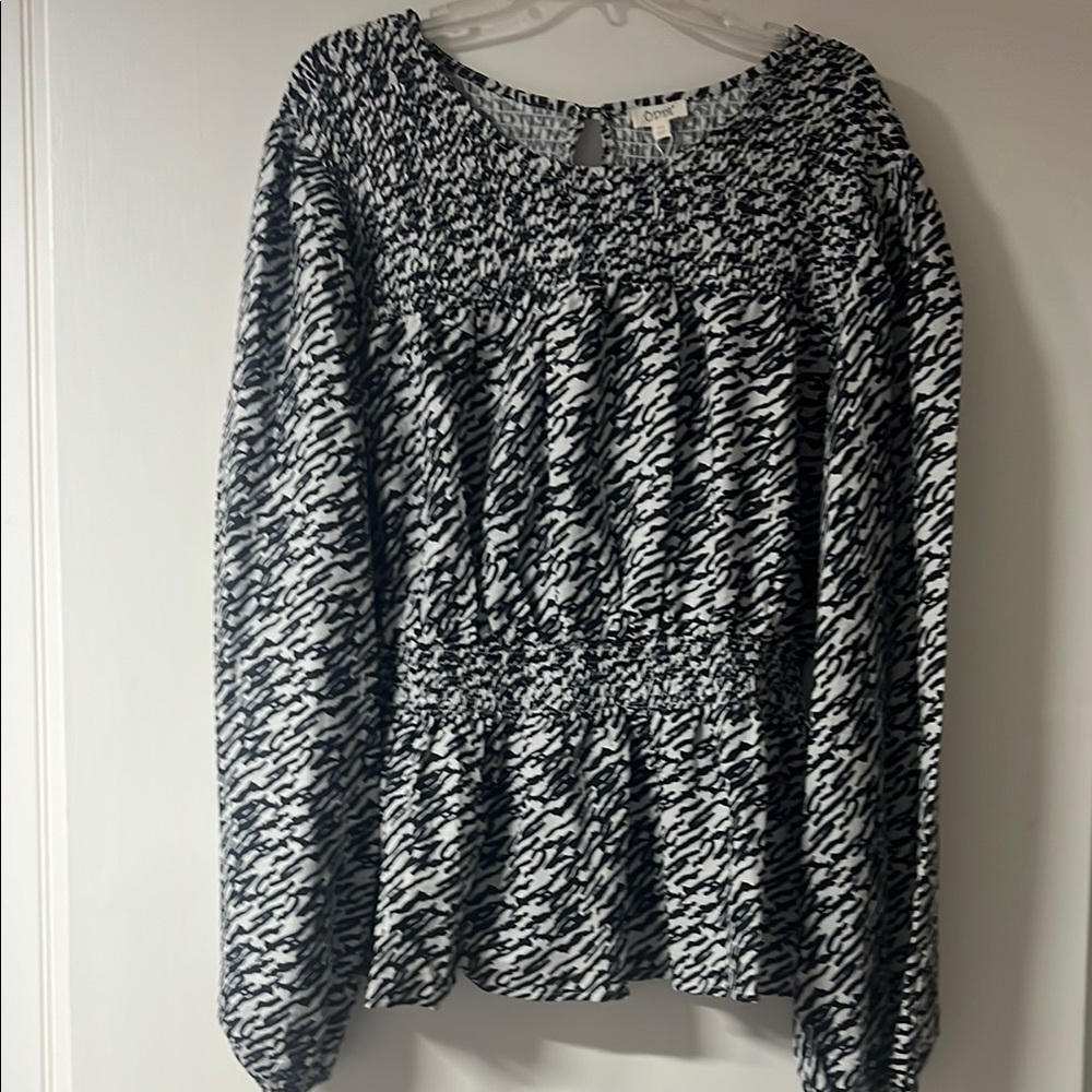 Black and White Patterned Blouse